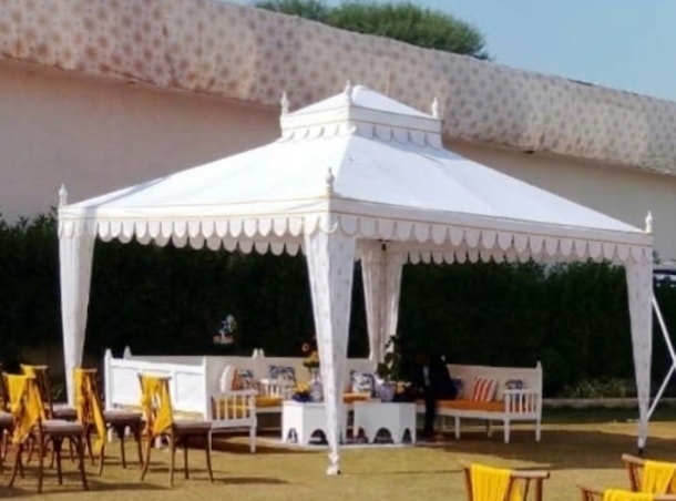 Swiss Cottage Umbrella poolside
