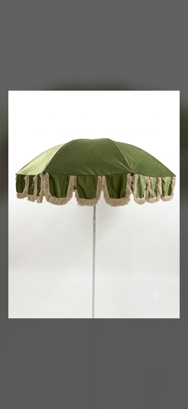 Swiss Cottage Umbrella at a banquet